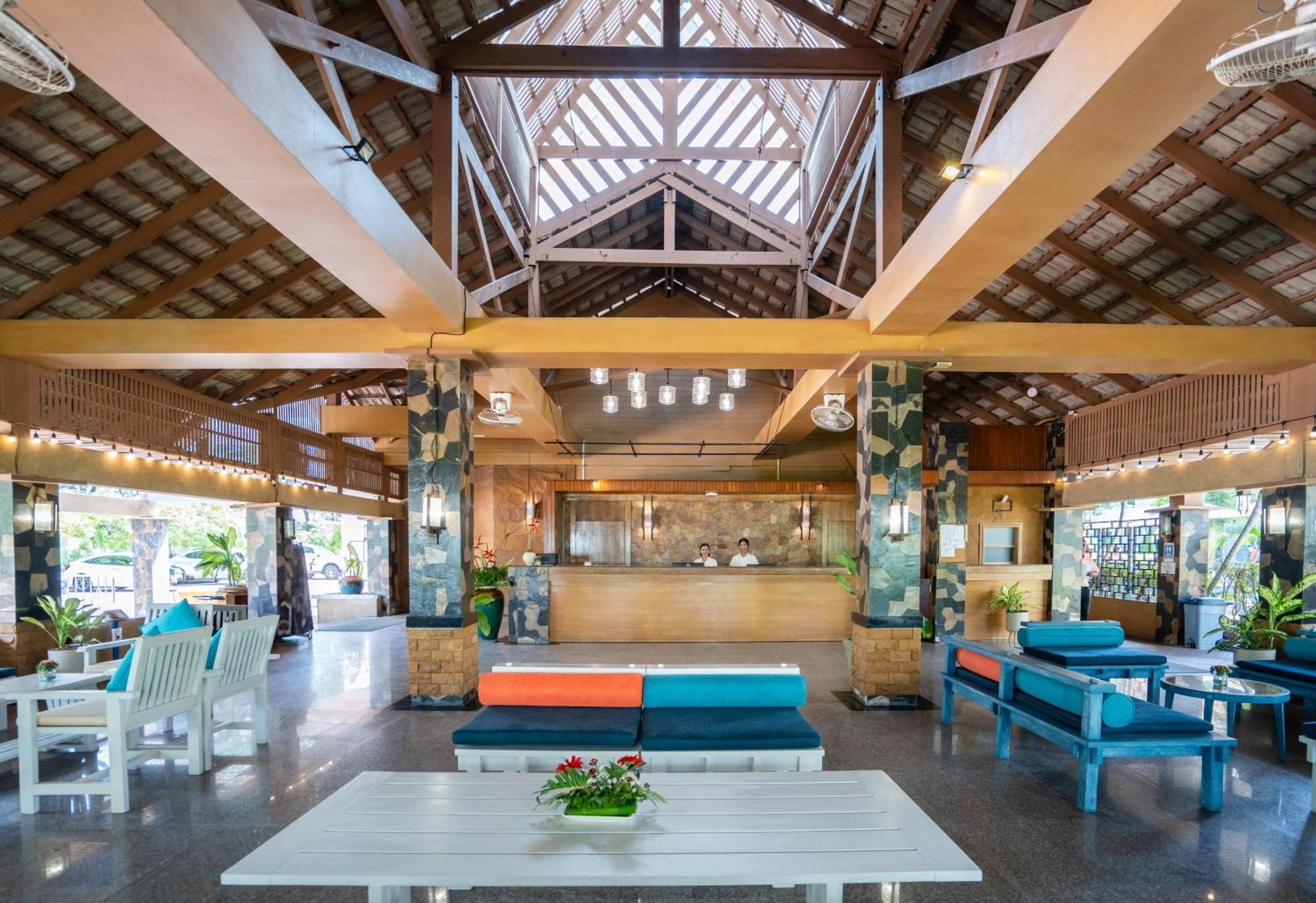 Phuket Island View Resort - Sha Extra Plus Karon Екстер'єр фото