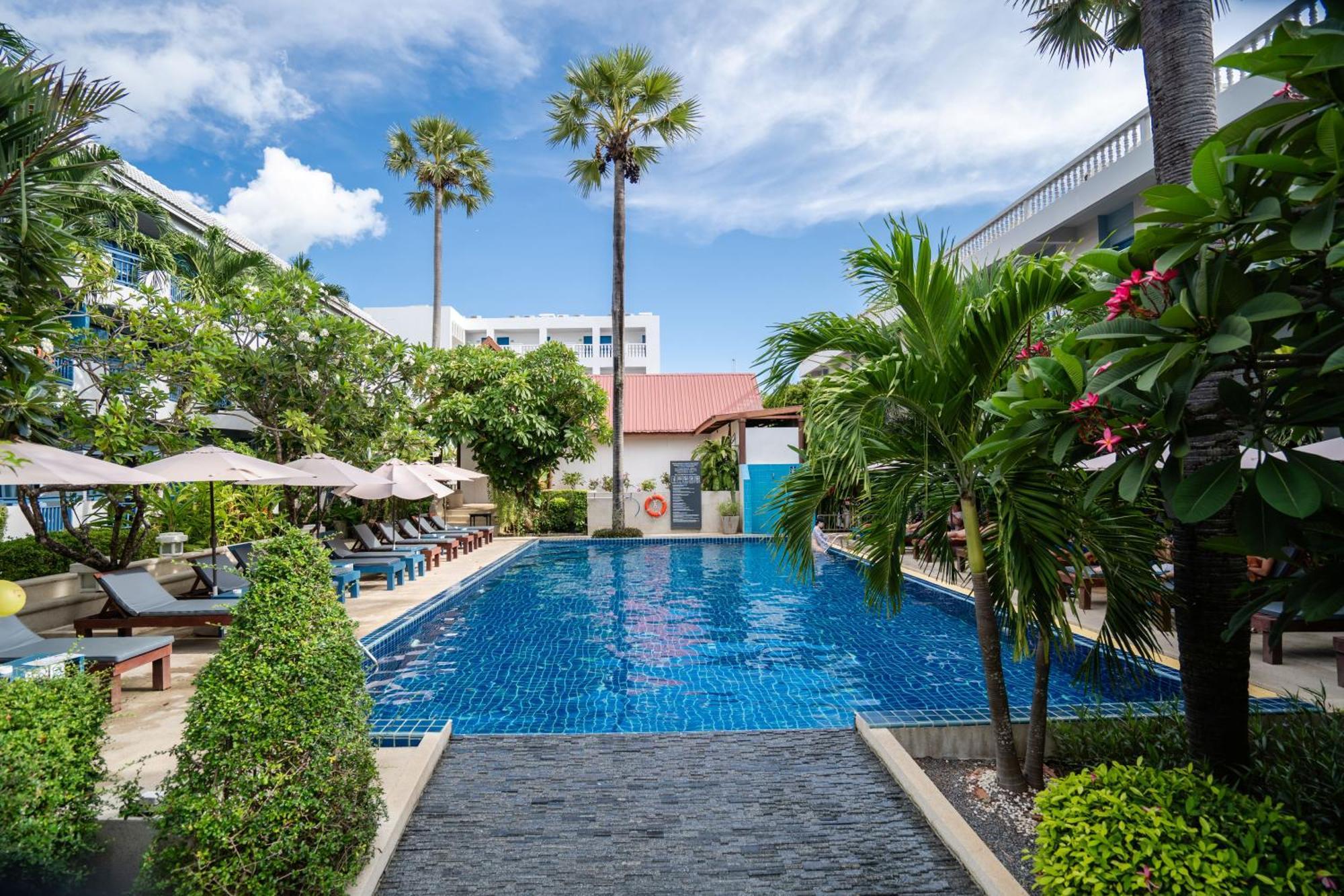Phuket Island View Resort - Sha Extra Plus Karon Екстер'єр фото