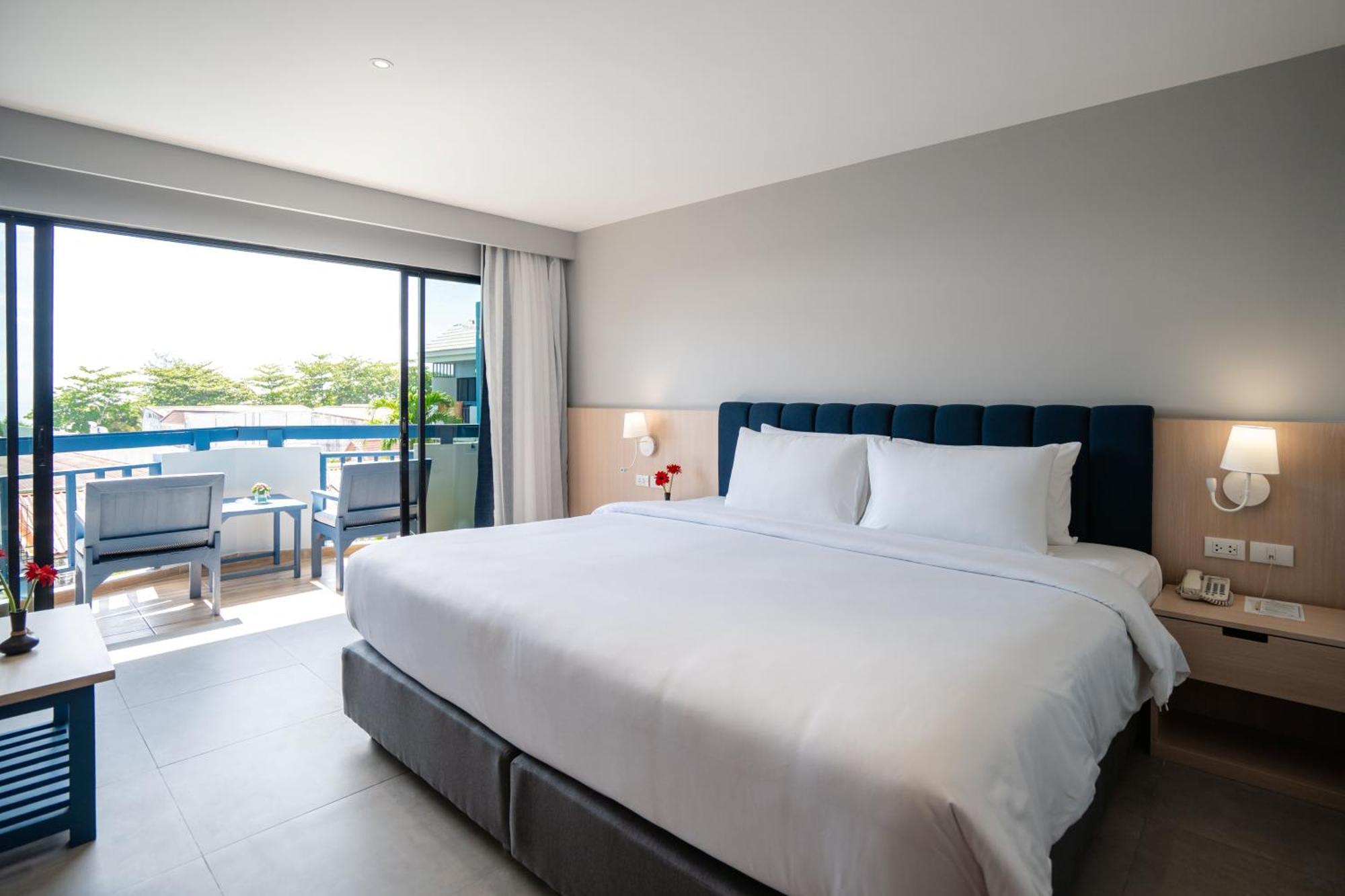 Phuket Island View Resort - Sha Extra Plus Karon Екстер'єр фото